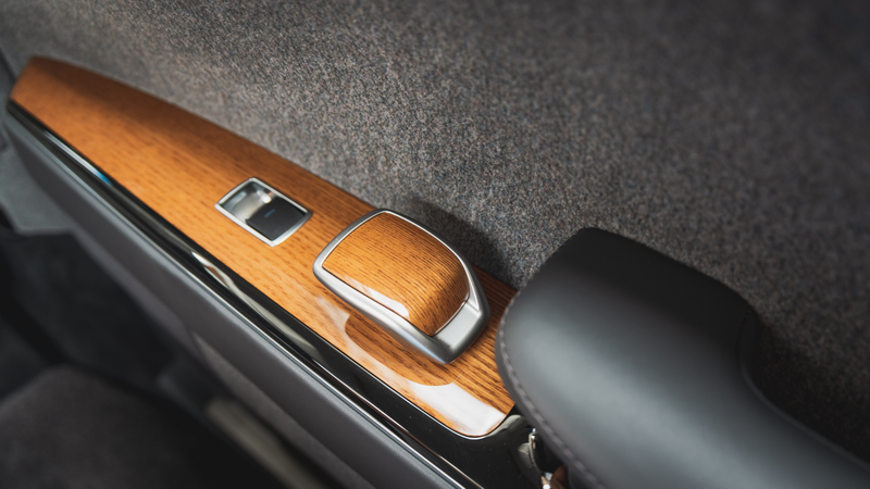 Illustration for article titled The Most Interesting Car Toyota Makes Is Too Luxurious for America